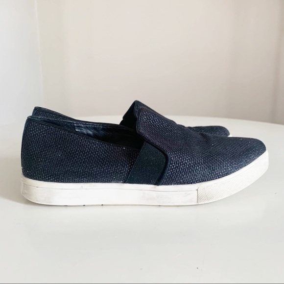 VINCE Blair Perforated Leather Slip-On Sneakers Women’s Size 6 - Picture 3 of 11